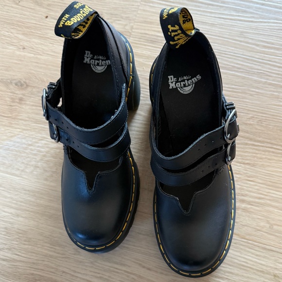 Dr. Martens Eviee Pump - Women's Sz 6 L US Black Stacked Heel - Picture 2 of 7